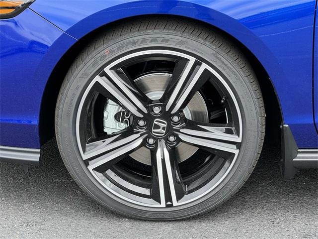 new 2025 Honda Accord Hybrid car, priced at $35,260