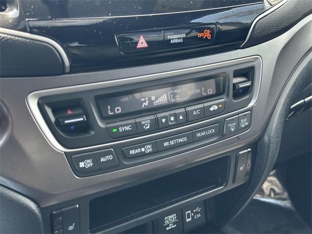 used 2021 Honda Pilot car, priced at $23,481