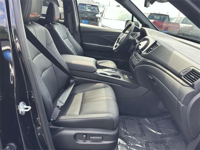 used 2025 Honda Passport car, priced at $42,981