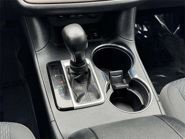 used 2019 Toyota Highlander car, priced at $19,992