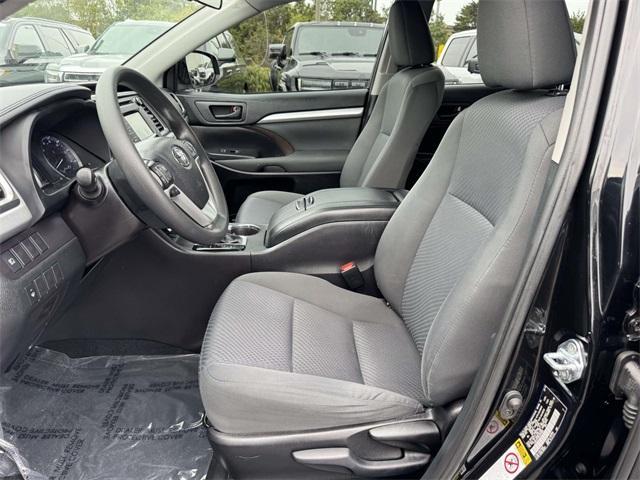 used 2019 Toyota Highlander car, priced at $19,992