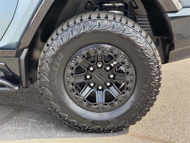 new 2024 GMC HUMMER EV SUV car, priced at $117,705