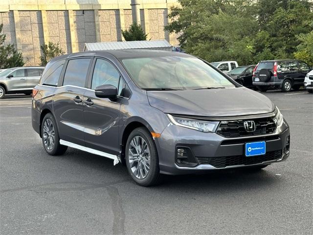 new 2025 Honda Odyssey car, priced at $48,005