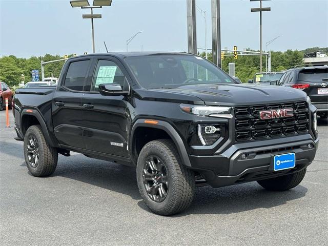 new 2025 GMC Canyon car, priced at $45,922