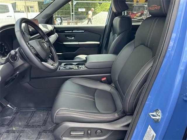 used 2025 Honda Pilot car, priced at $47,481