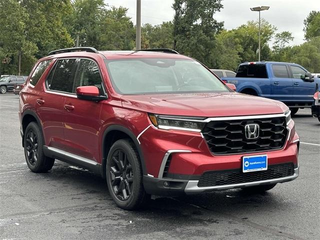 new 2025 Honda Pilot car, priced at $53,350