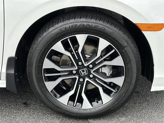 used 2025 Honda Odyssey car, priced at $49,992