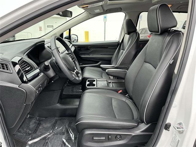 used 2025 Honda Odyssey car, priced at $49,992
