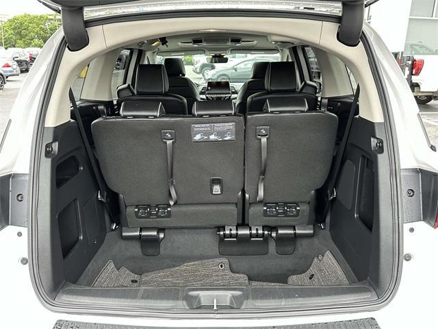 used 2025 Honda Odyssey car, priced at $49,992