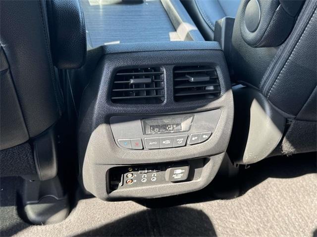 used 2018 Honda Pilot car, priced at $19,891