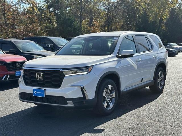 new 2025 Honda Pilot car, priced at $47,450