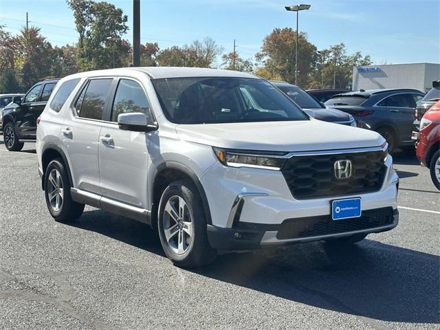 new 2025 Honda Pilot car, priced at $47,450