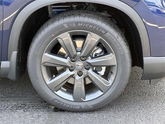 new 2025 Honda Pilot car, priced at $44,480