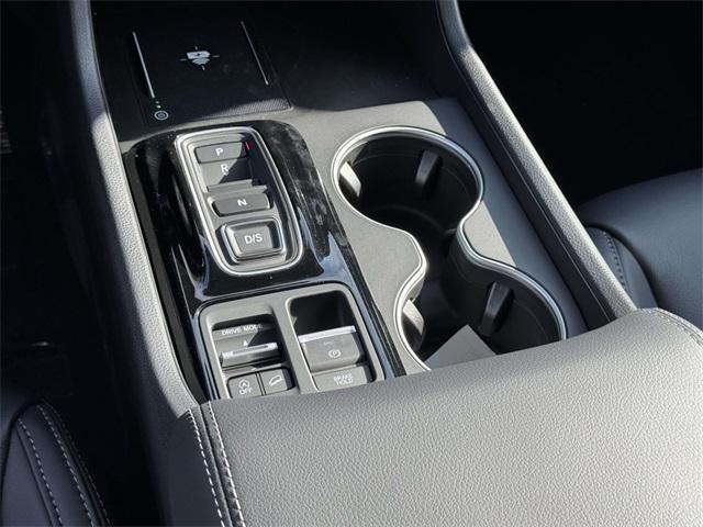 new 2025 Honda Pilot car, priced at $51,095