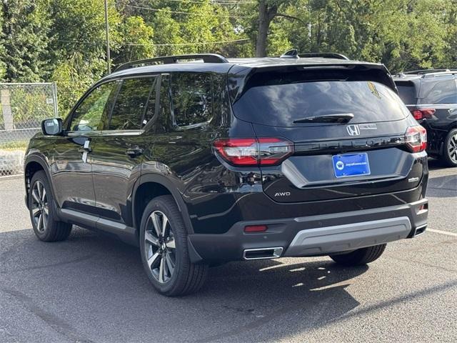 new 2025 Honda Pilot car, priced at $51,095