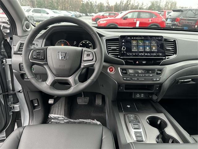 new 2025 Honda Ridgeline car, priced at $46,675