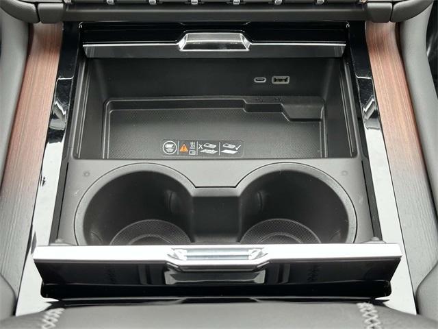 new 2025 GMC Yukon car, priced at $85,220