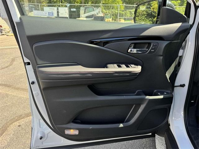 new 2025 Honda Ridgeline car, priced at $48,655