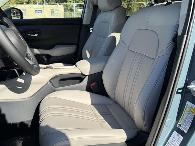 new 2026 Honda HR-V car, priced at $33,455