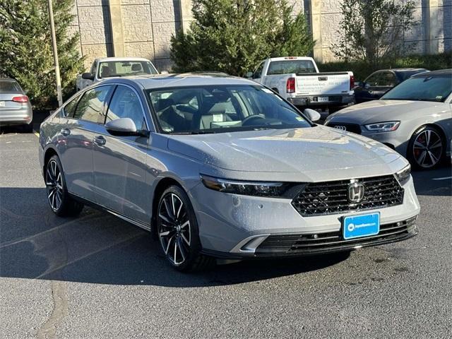 new 2025 Honda Accord Hybrid car, priced at $40,850