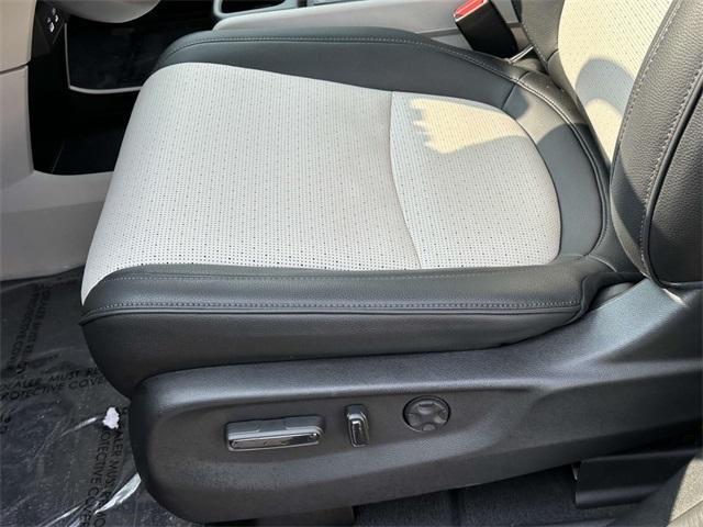used 2025 Honda Odyssey car, priced at $49,992