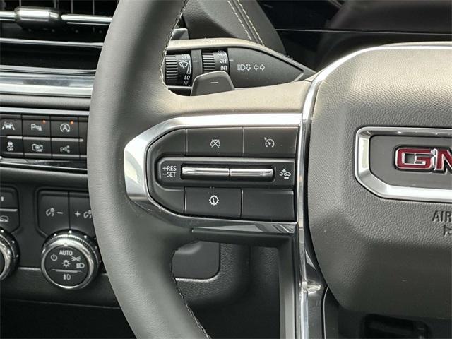 new 2025 GMC Yukon XL car, priced at $80,205