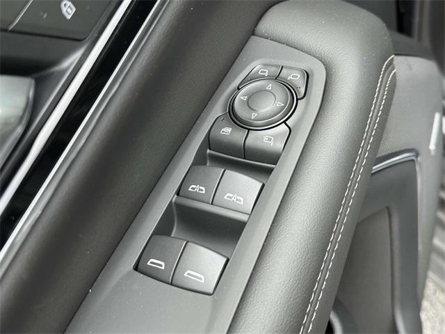 new 2025 GMC Yukon XL car, priced at $80,205