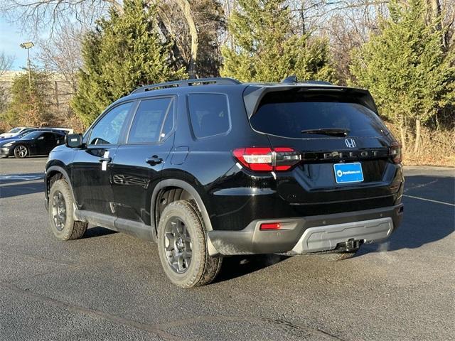 new 2025 Honda Pilot car, priced at $51,330