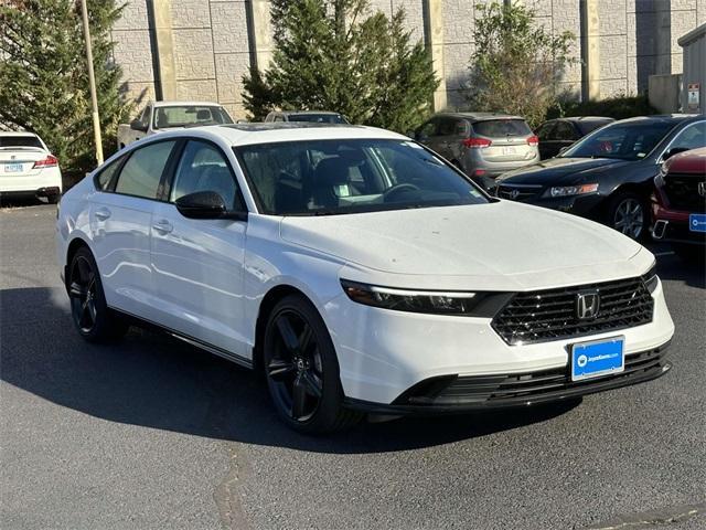 new 2025 Honda Accord Hybrid car, priced at $36,925