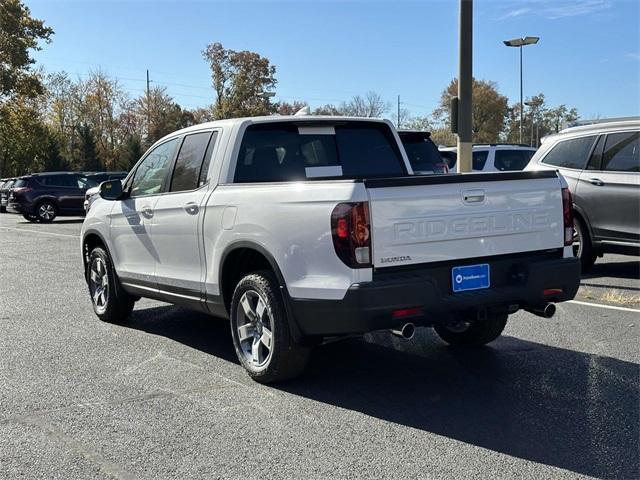 new 2025 Honda Ridgeline car, priced at $45,330