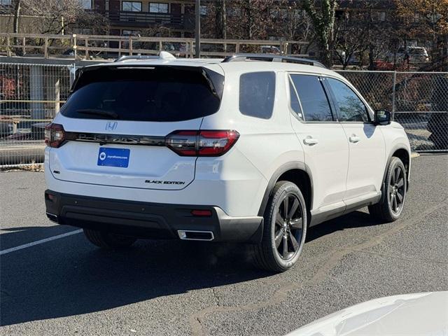 new 2025 Honda Pilot car, priced at $56,530