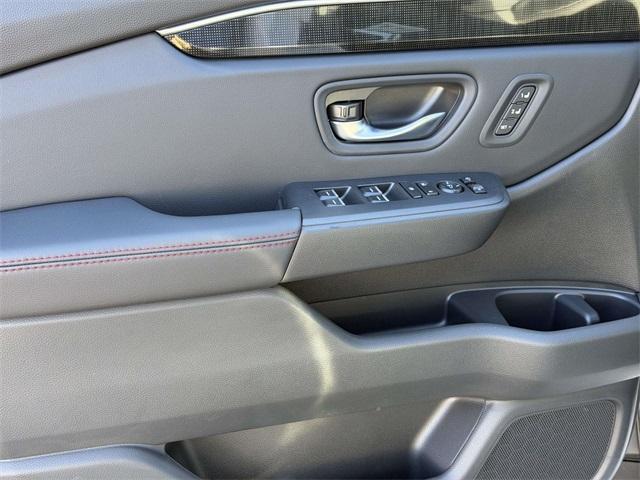 new 2025 Honda Pilot car, priced at $56,530