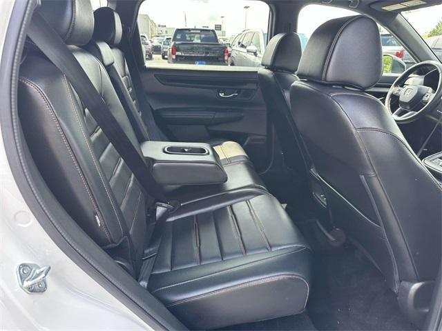 used 2025 Honda CR-V Hybrid car, priced at $38,281