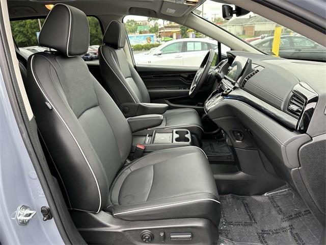 used 2025 Honda Odyssey car, priced at $50,442