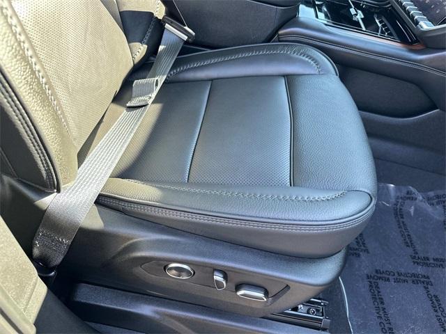 used 2025 GMC Yukon XL car, priced at $88,481