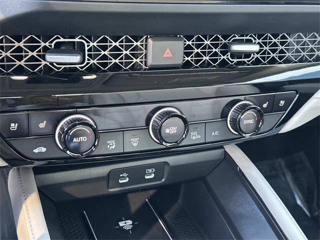 used 2025 Honda Accord Hybrid car, priced at $35,481