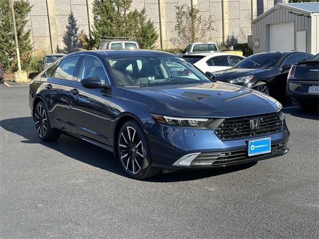 new 2025 Honda Accord Hybrid car, priced at $40,395