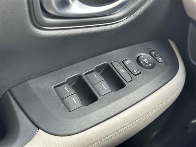 new 2025 Honda HR-V car, priced at $28,750