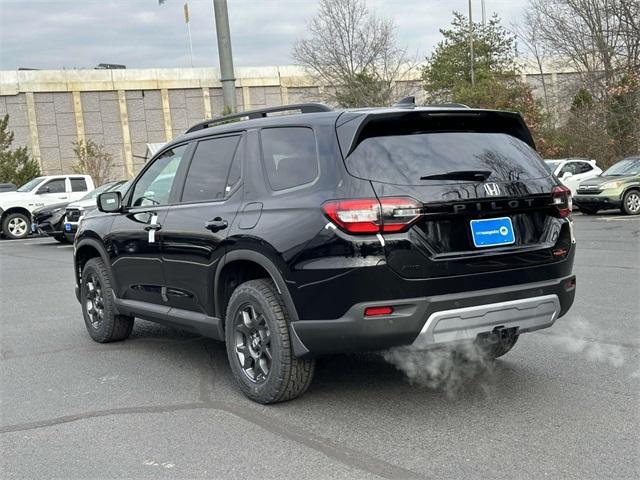 new 2025 Honda Pilot car, priced at $50,795