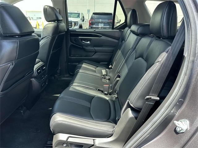used 2025 Honda Pilot car, priced at $47,395
