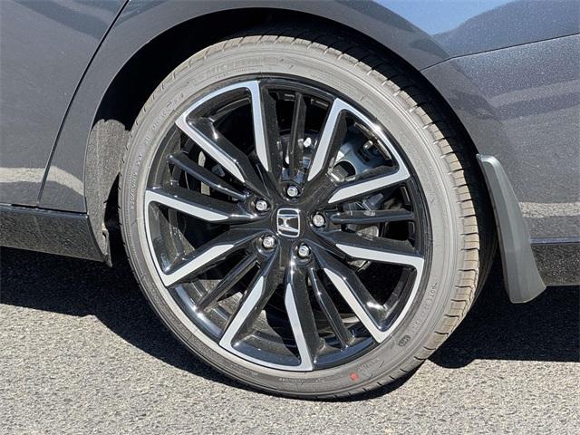 new 2025 Honda Accord Hybrid car, priced at $40,495