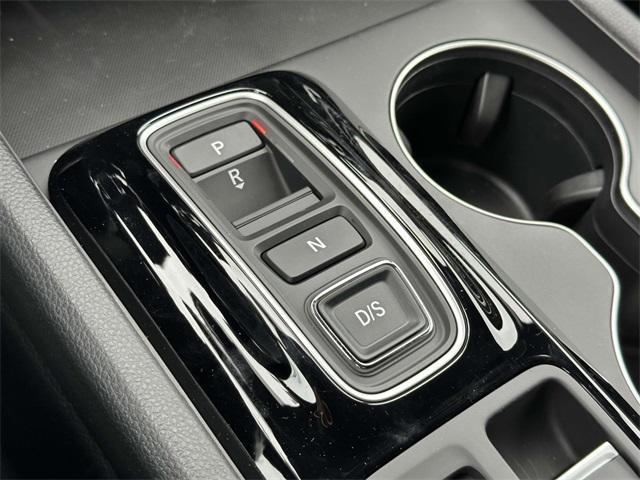 new 2025 Honda Pilot car, priced at $42,380