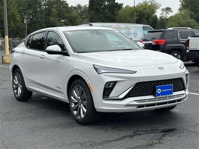 new 2025 Buick Envista car, priced at $26,995