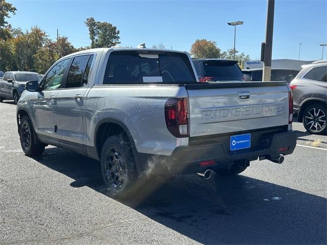 new 2025 Honda Ridgeline car, priced at $46,675