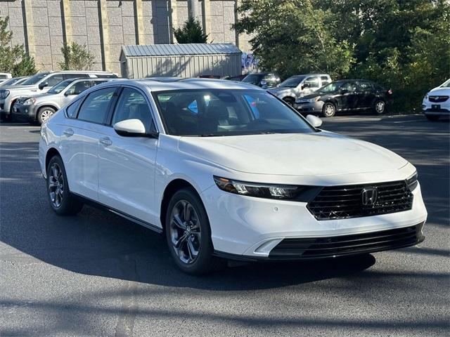 new 2025 Honda Accord Hybrid car, priced at $36,490