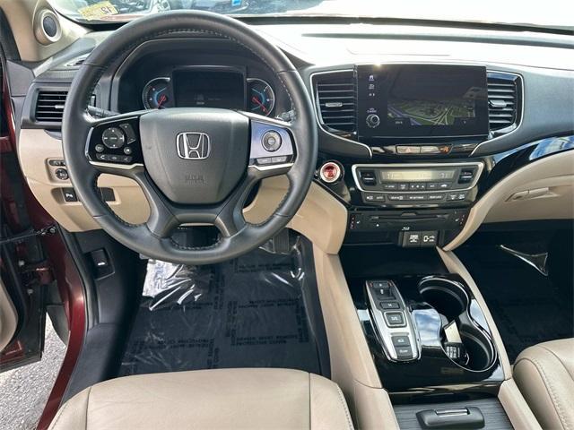 used 2022 Honda Pilot car, priced at $34,281