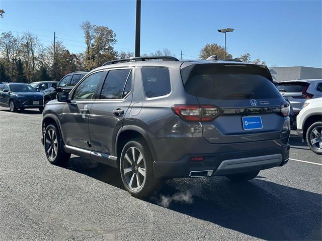 new 2025 Honda Pilot car, priced at $50,995