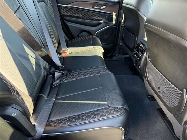 used 2024 Jeep Grand Cherokee car, priced at $47,981