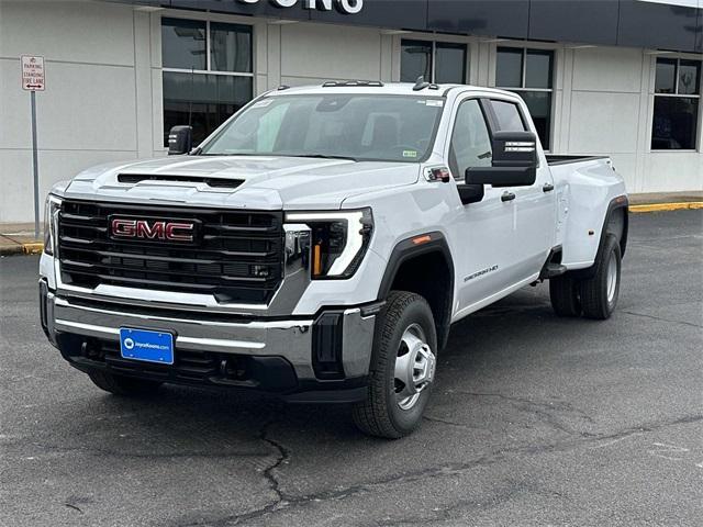 new 2025 GMC Sierra 3500 car, priced at $68,530