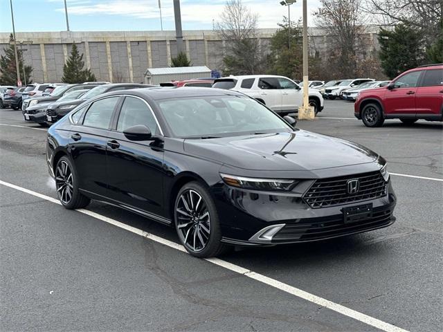 new 2025 Honda Accord Hybrid car, priced at $40,395